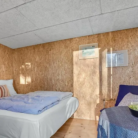 Gorgeous In With Kitchen Holiday home *