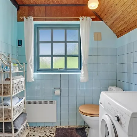Gorgeous In With Kitchen